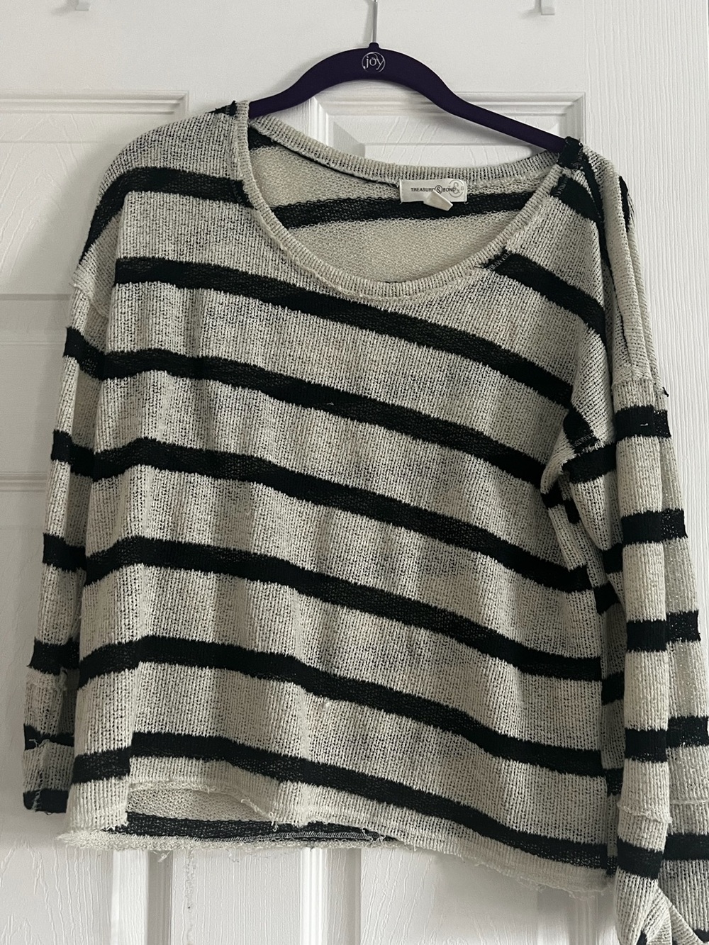 Treasure & Bond Lightweight Sweater